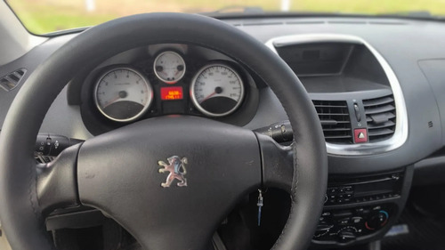 Peugeot 207 Compact Active 1.4 2014