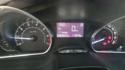 Peugeot 2008 1.6 FELINE TIPTRONIC L17 2018