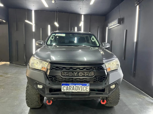 Toyota Hilux 2.8 TDI 4X4 DC SR L16 2017