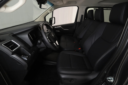 Toyota Hiace 2.8 Tdi Wagon 6at 10a 2025