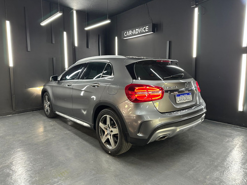 Mercedes-Benz GLA 250 4MATIC AMG 2016