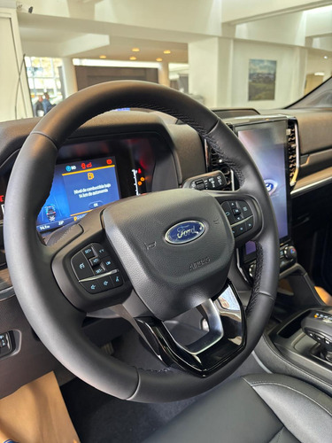 Ford Everest 2.3 Gtdi Ecoboost Titanium 4X4 At 2025