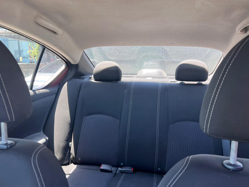 Nissan Versa 1.6 Advance Mt 2017