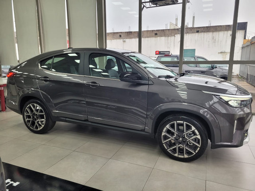 Fiat FASTBACK 1.3 T270 At6 2025