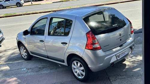 Renault Sandero 1.6 Confort 105cv 2012