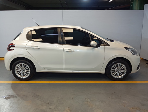 Peugeot 208 1.6 5 P Allure 2020