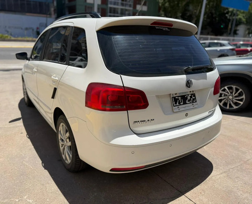Volkswagen Suran 1.6 Highline 101cv 11c 2012