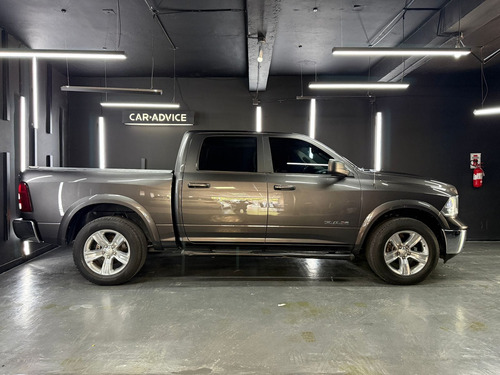 RAM 1500 5.7 DC 4X4 LARAMIE AT L13 2020