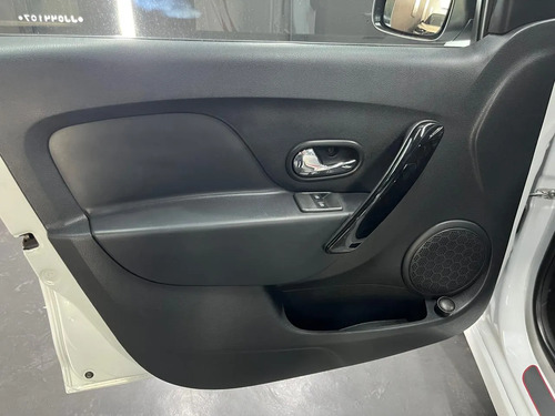 Renault Sandero 2.0 16V RS RACING SPIRIT L17 2017