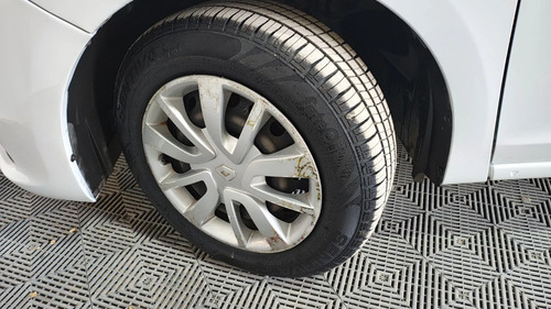 Renault Logan 1.6 Expression 85cv 2016