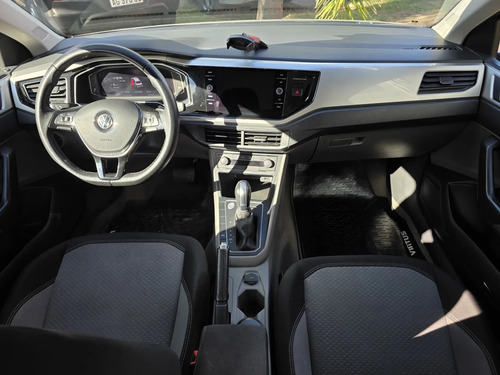 Volkswagen Virtus 1.6 Msi Highline At 2019