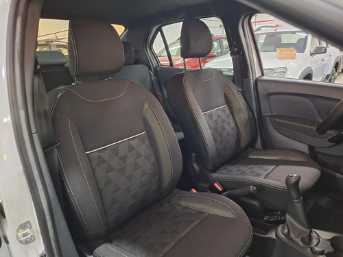 Renault Logan 1.6 16v Intense 2026