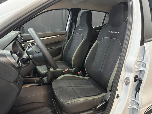 Renault Kwid 1.0 Outsider 2025