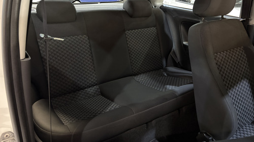 Volkswagen Gol Trend 1.6 Trendline 101cv 3p 2015