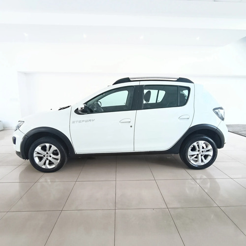 Renault Sandero Stepway 1.6 Privilege 105cv 2017