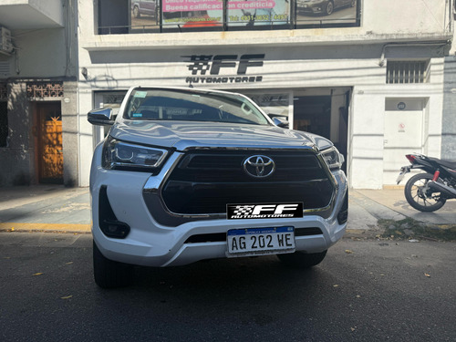 Toyota Hilux Pick-Up 2.8 Cd Srv 177cv 4x2 At 2023