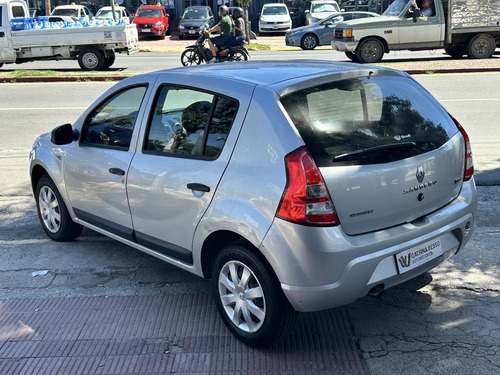 Renault Sandero 1.6 Confort 105cv 2012