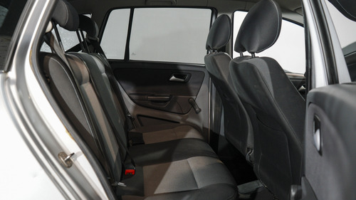 Volkswagen Suran 1.6 Comfortline 101cv 11a 2011