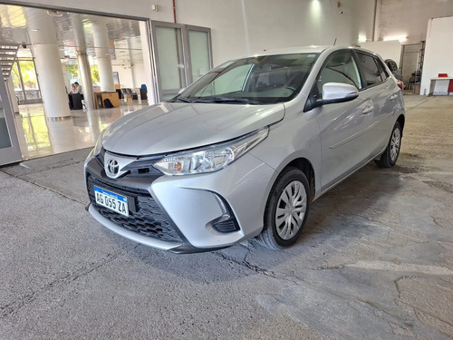 Toyota Yaris XS 1.5 6M/T 2023