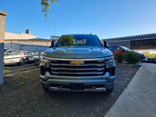 Chevrolet Silverado 5.3 V8 High Country 2026