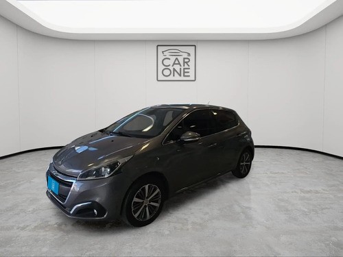 Peugeot 208 1.6 FELINE L16 2017
