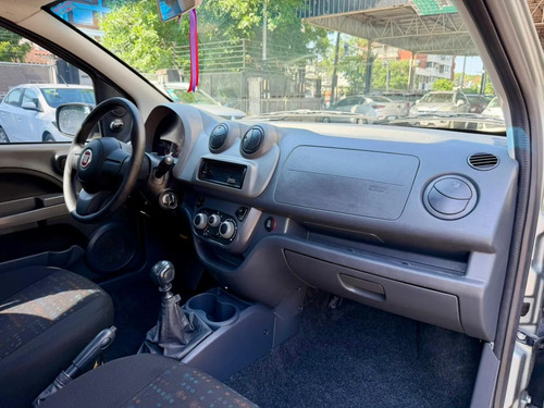 Fiat Uno 1.4 ATTRACTIVE TOP 5P L13 2015