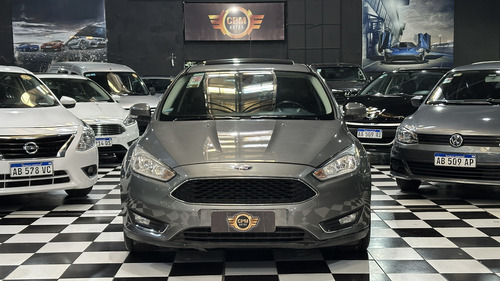 Ford Focus III 2.0 Se Plus At6 2016