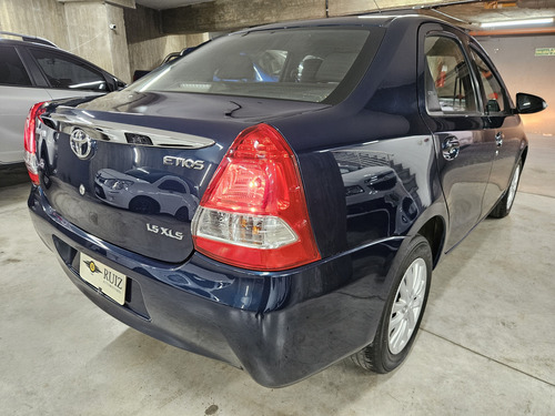 Toyota Etios 1.5 Sedan Xls 2015