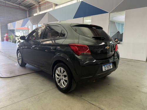 Chevrolet Onix 1.4 Lt 98cv 2016
