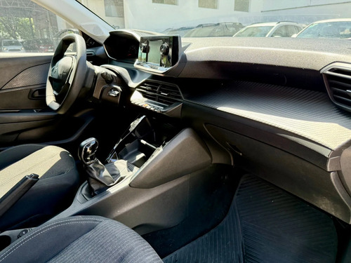 Peugeot 208 1.2 LIKE L20 2021