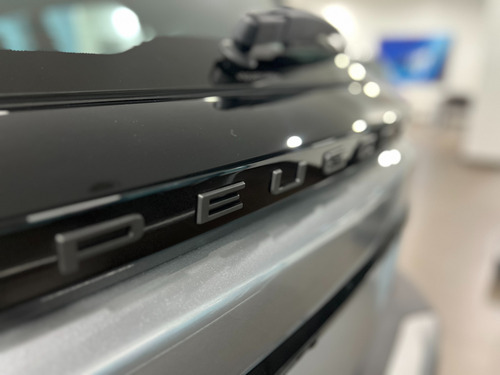 Peugeot 2008 1.0T Allure 2025