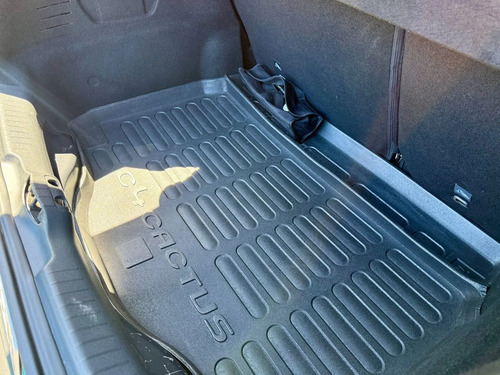 Citroën C4 Cactus 1.6 THP SHINE AT6 2025