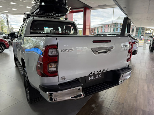 Toyota Hilux Pick-Up 2.8 Cd Srv 204Cv 4X4 At 2026