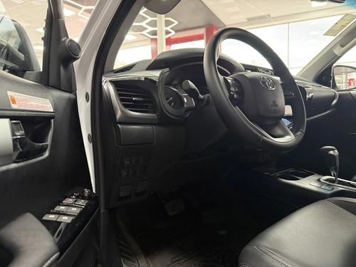 Toyota Hilux Pick-Up 2.8 Cd Srv 204Cv 4X4 At 2026