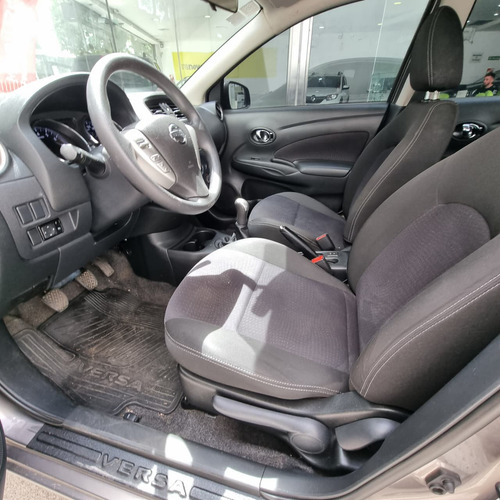 Nissan Versa 1.6 Advance Mt 2017
