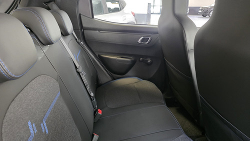 Renault Kwid 1.0 Sce 66Cv Iconic Bitono 2025