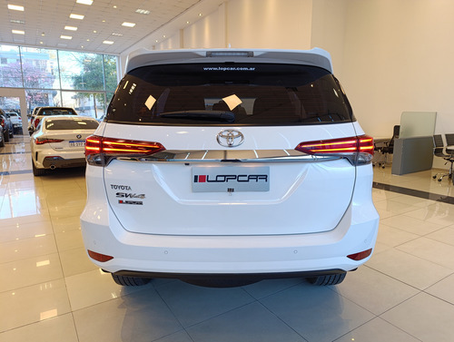 Toyota SW4 2.8 Sr 204Cv 4X4 7As At 2022