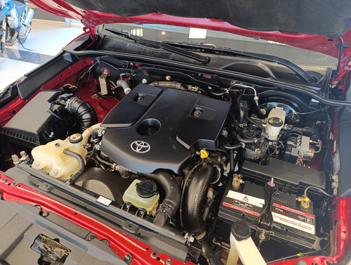 Toyota Hilux Pick-Up 2.8 Cd Srv 177cv 4x2 2017