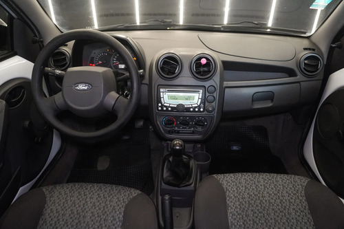 Ford Ka 1.6 Fly Viral 95cv 2013