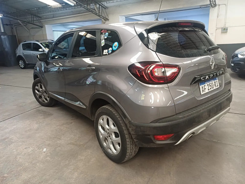 Renault Captur 2.0 Zen 2022