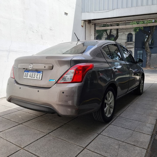 Nissan Versa 1.6 Advance Mt 2017
