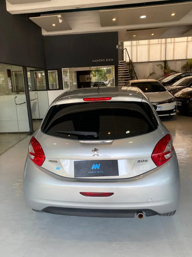 Peugeot 208 1.6 5p Allure Touch 2014