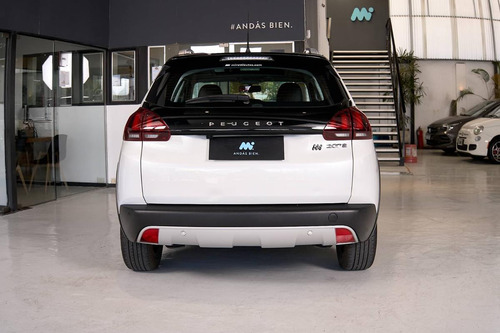 Peugeot 2008 1.6 Crossway 2023