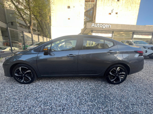 Nissan Versa 1.6 Exclusive At 2025