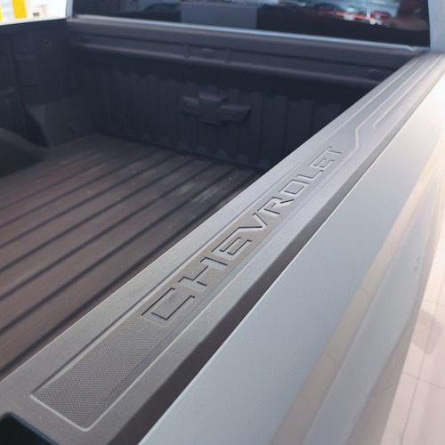 Chevrolet Silverado 5.3 V8 High Country 2026