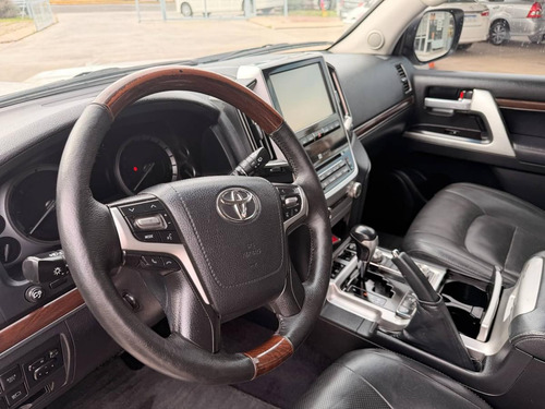 Toyota Land Cruiser 200 4.5 D4-D Vx At 2017