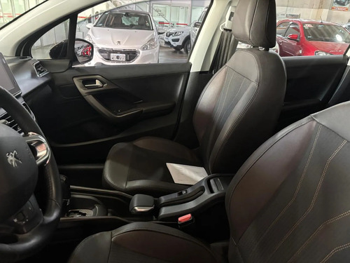 Peugeot 2008 1.6 Feline Tiptronic 2022