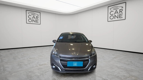 Peugeot 208 1.6 FELINE L16 2017