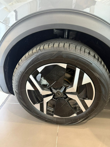 Peugeot 2008 1.0T Gt 2025