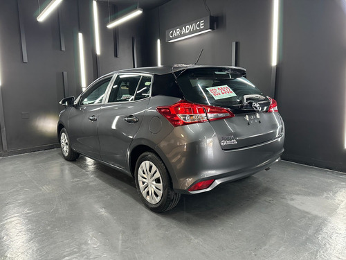 Toyota Yaris 1.5 XS CVT 5P 2025